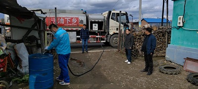 珲春市积极组织开展“助力秋收送油下乡”活动