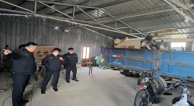 珲春市积极开展“两会”期间农机监理领域 安全生产检查